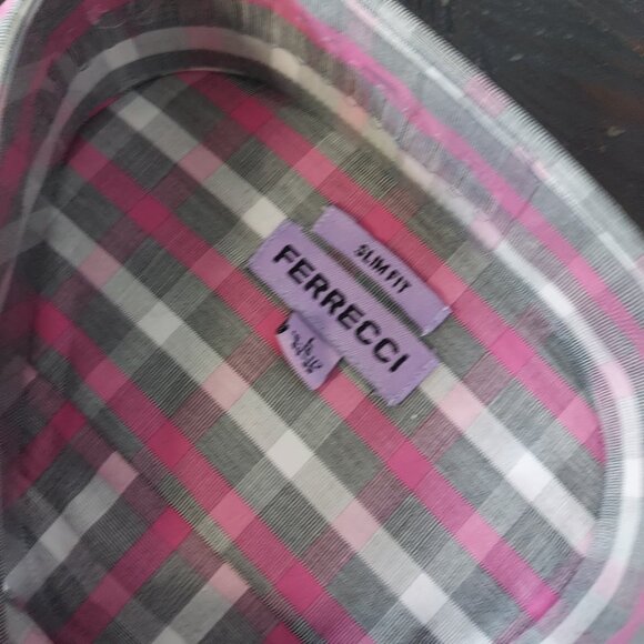 FERRECCI PINK AND GREY BUTTON-UP - NWT - SIZE LARGE - Picture 3 of 4